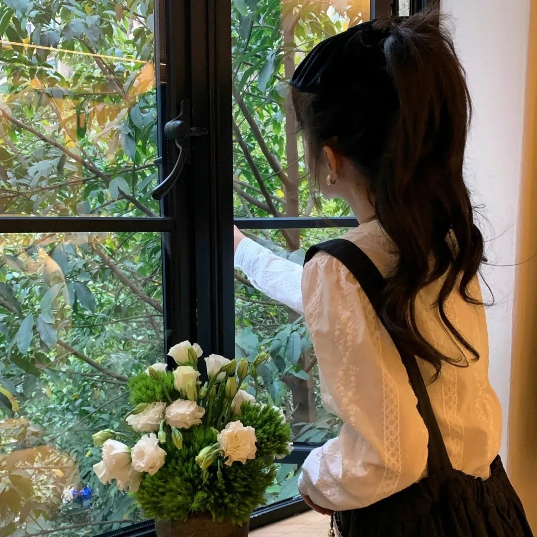 芙蓉帐暖渡春宵